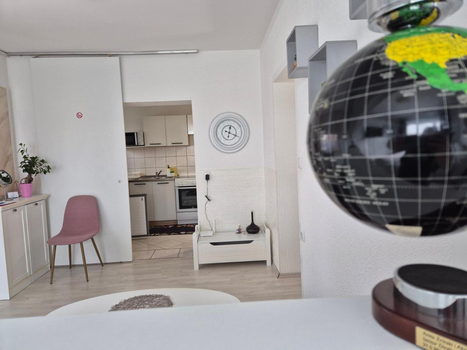 Apartmani Habibi Jalzabet Екстериор снимка
